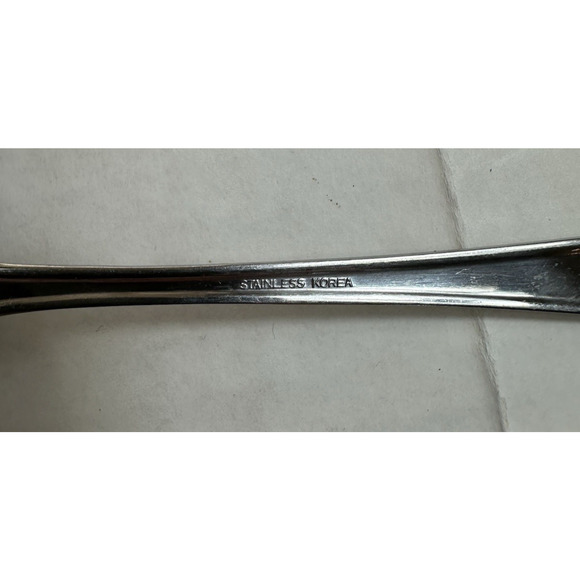 Spoons Assorted Stainless Lot/set of 8 Matching Designs. Tea spoons, Silver - Picture 5 of 7